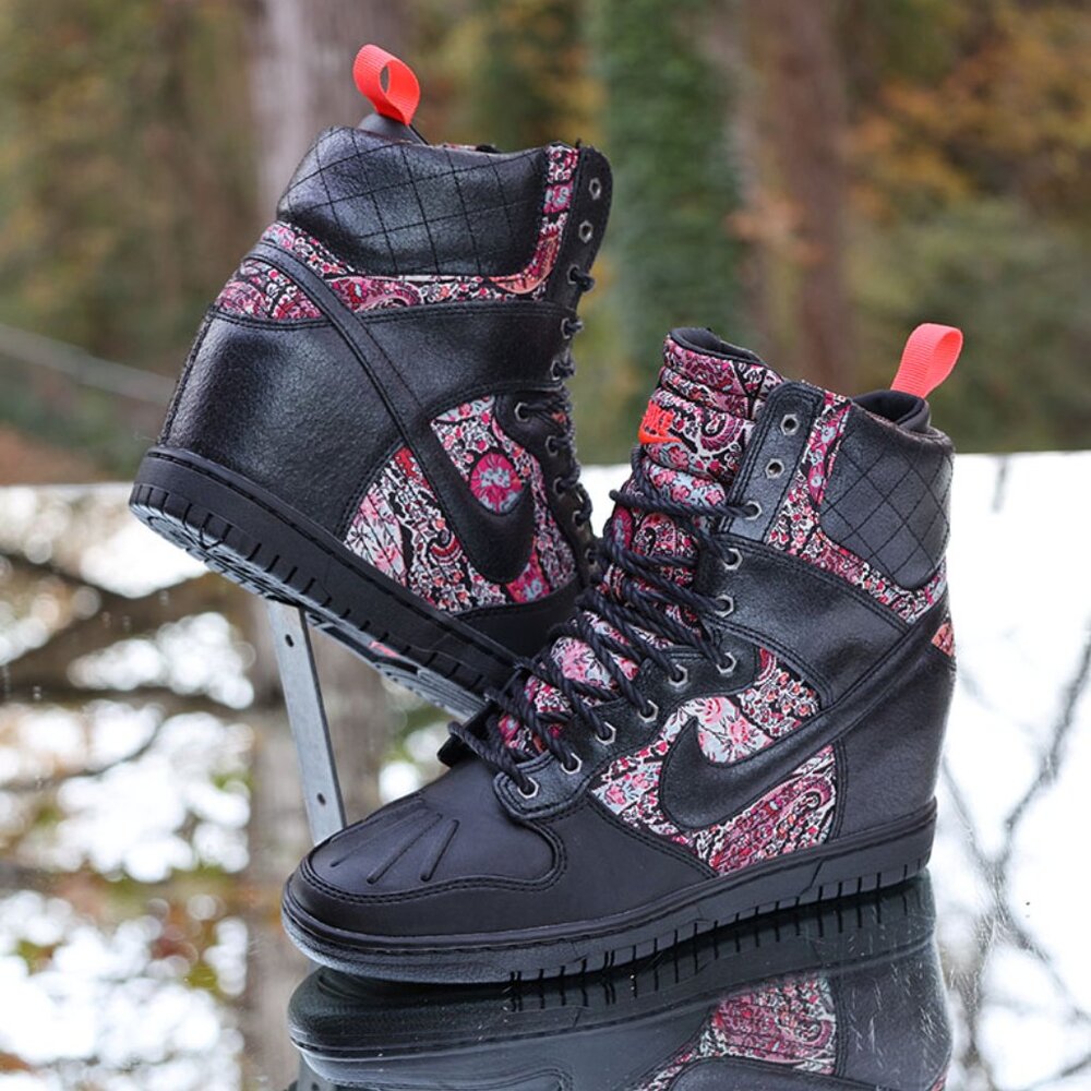 Nike Dunk Sky Hi Sneakerboot Liberty of London - Picture 2 of 16